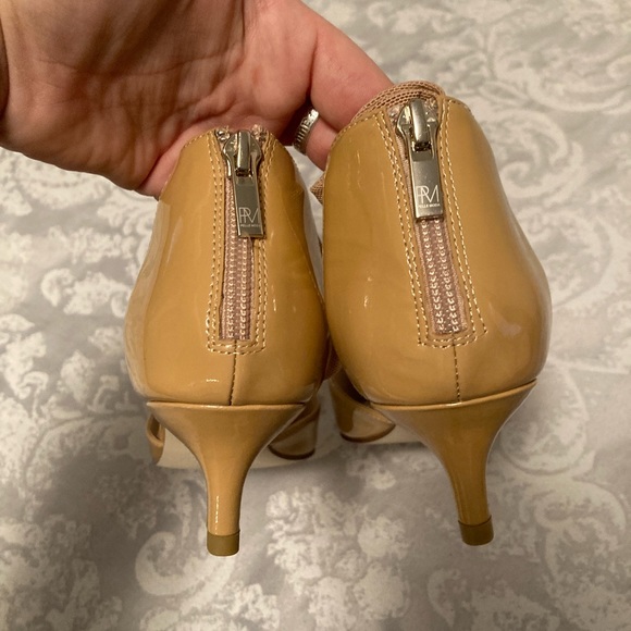 Pelle Moda Nude Kitten Heels with Mesh Detail, Size 8, Never Worn - Picture 5 of 7